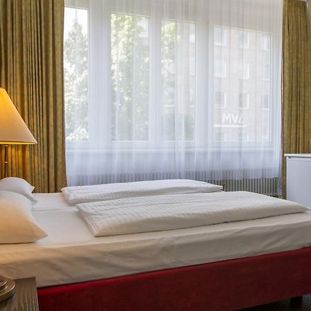 Aparthotel Vega Берлин Екстериор снимка