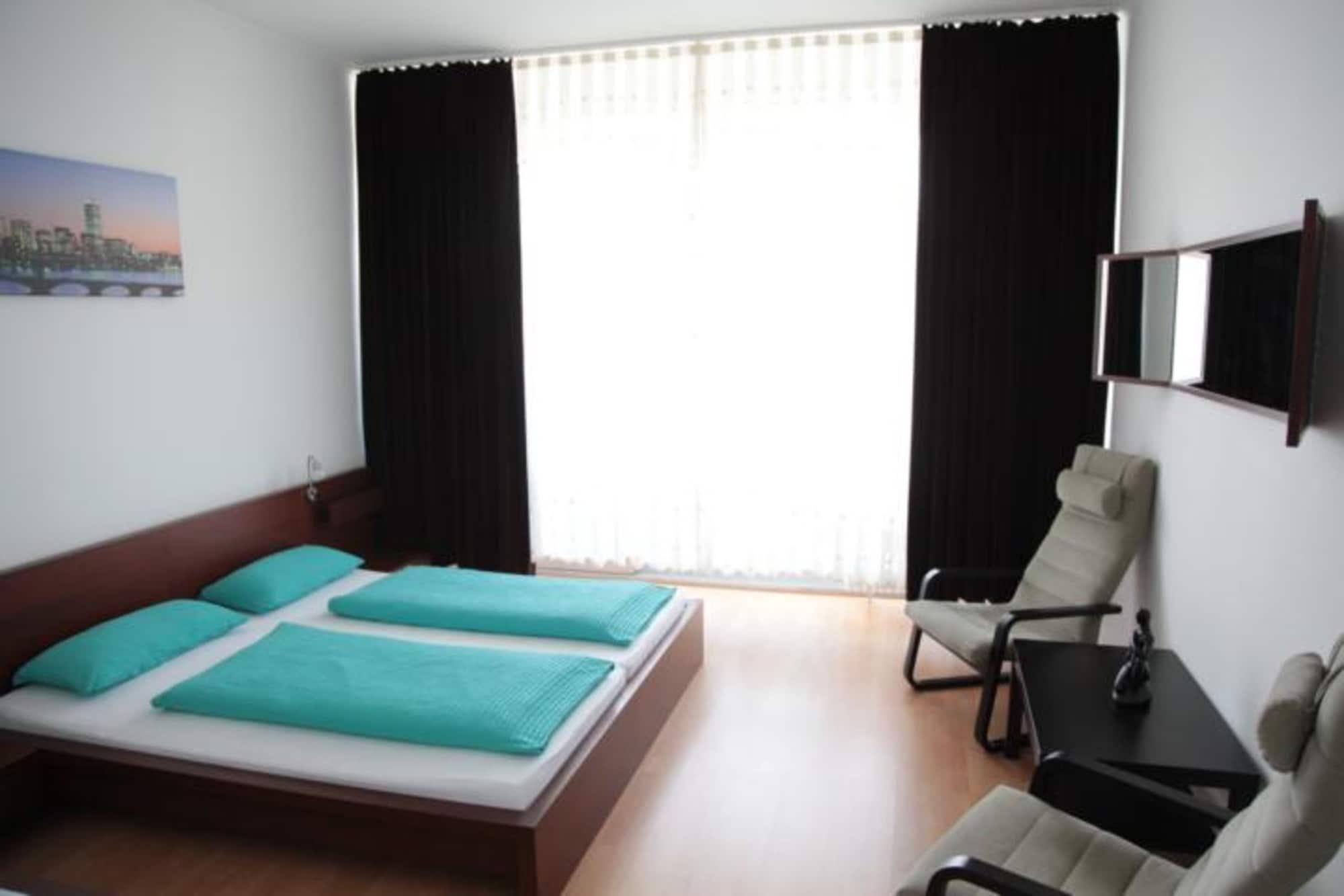 Aparthotel Vega Берлин Екстериор снимка