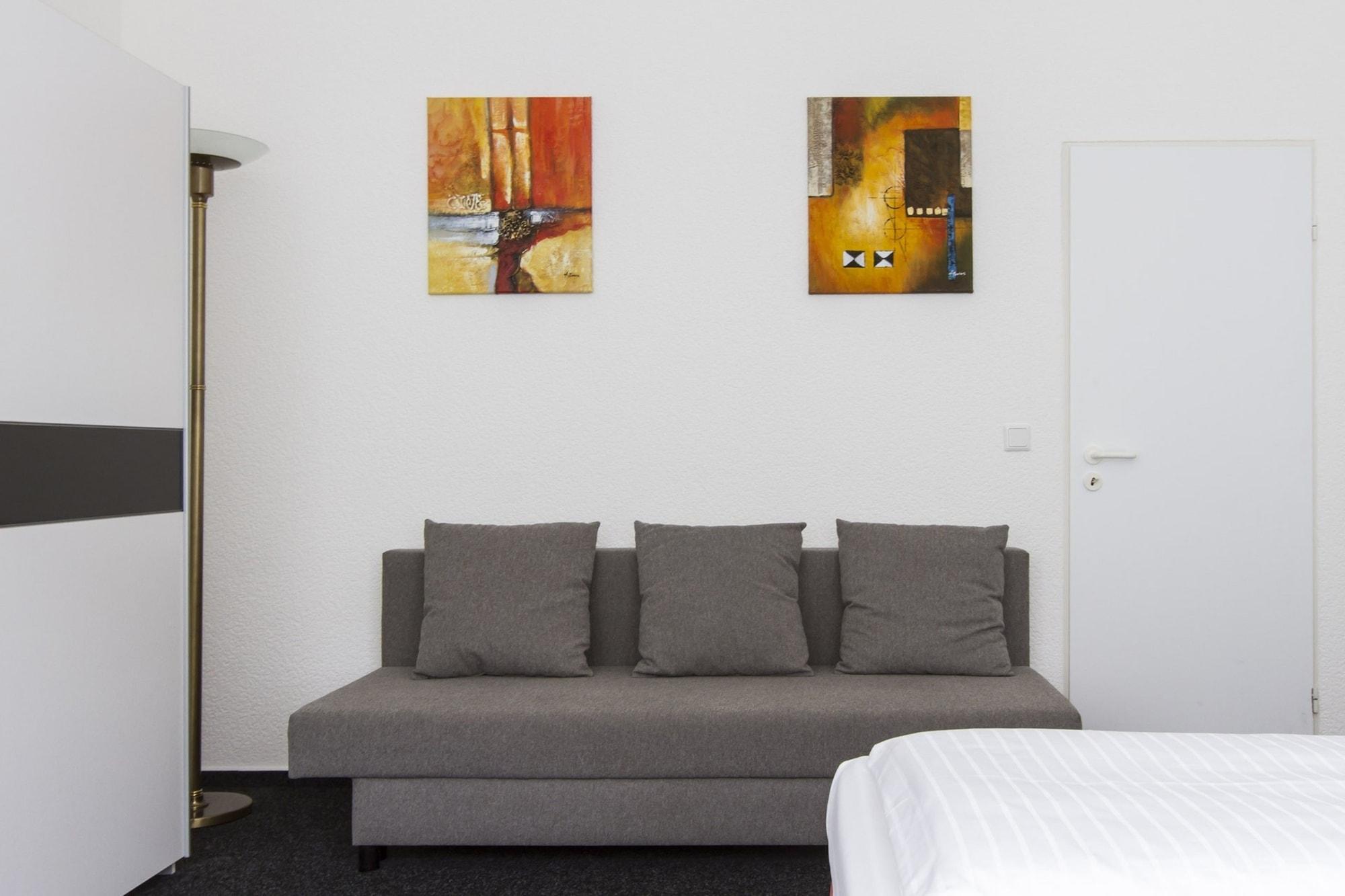 Aparthotel Vega Берлин Екстериор снимка