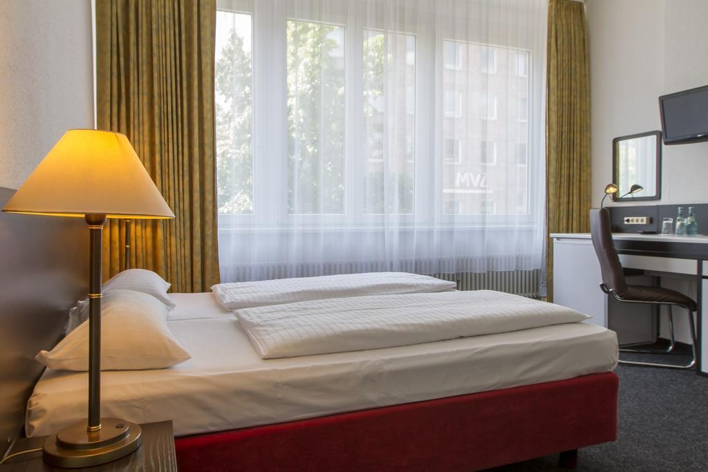 Aparthotel Vega Берлин Екстериор снимка